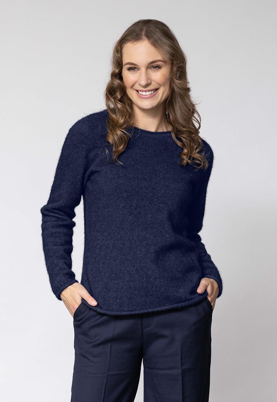 Women's Rutland Crew Merino Possum Sweater | Red Kado