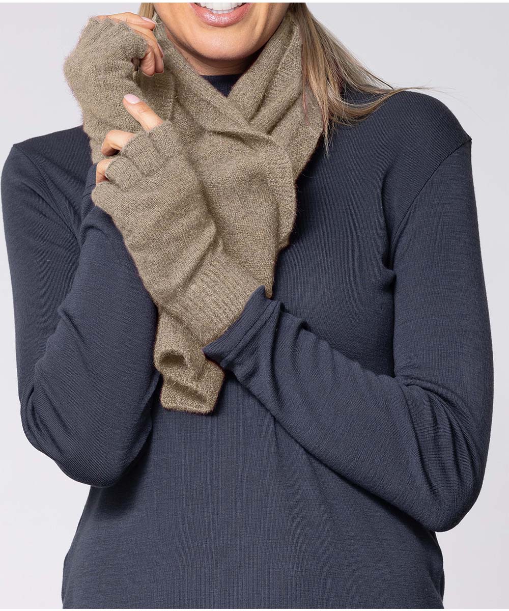 Merino Possum Fingerless Gloves | Red Kado