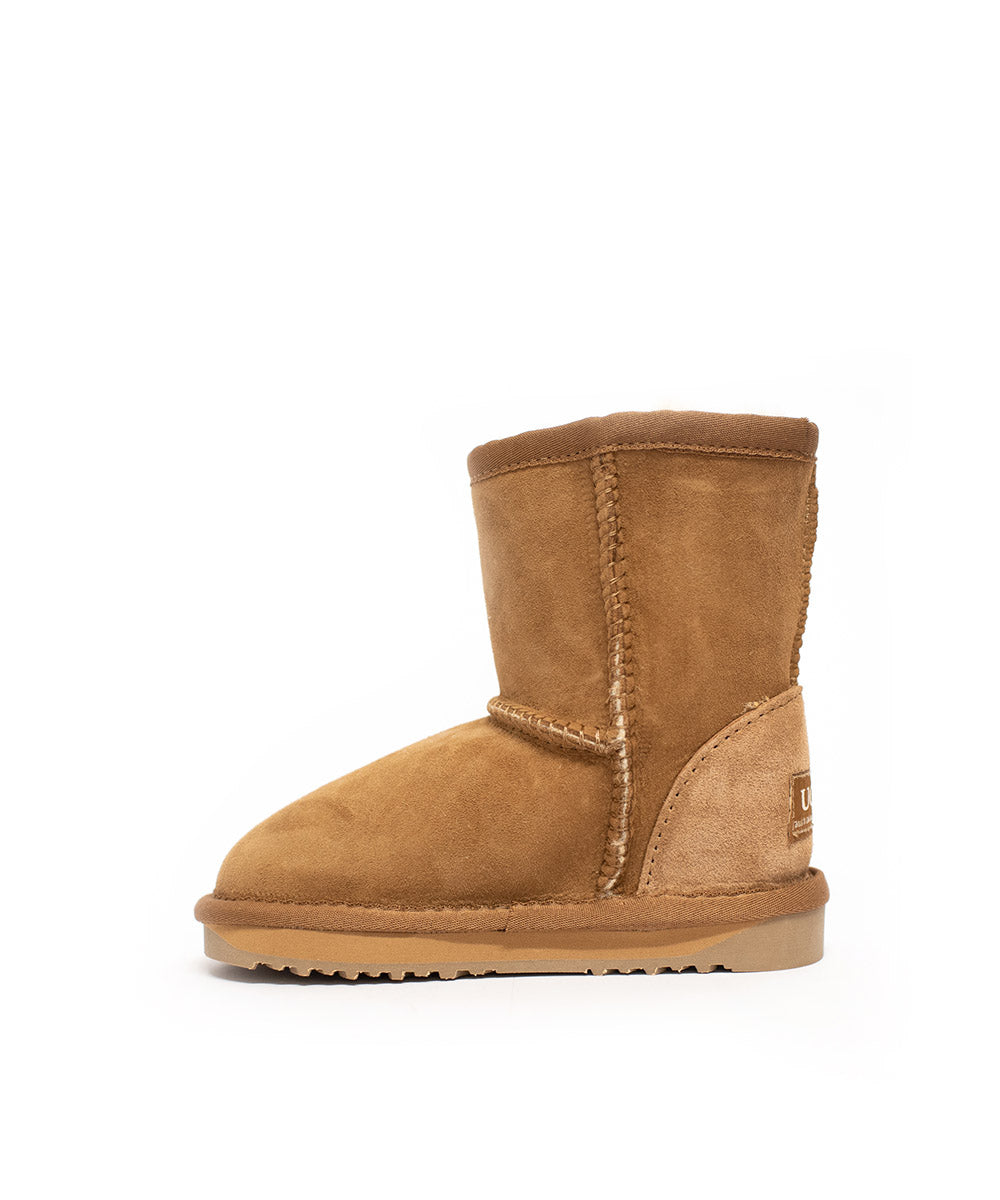Kids UGG Classic Short | Red Kado