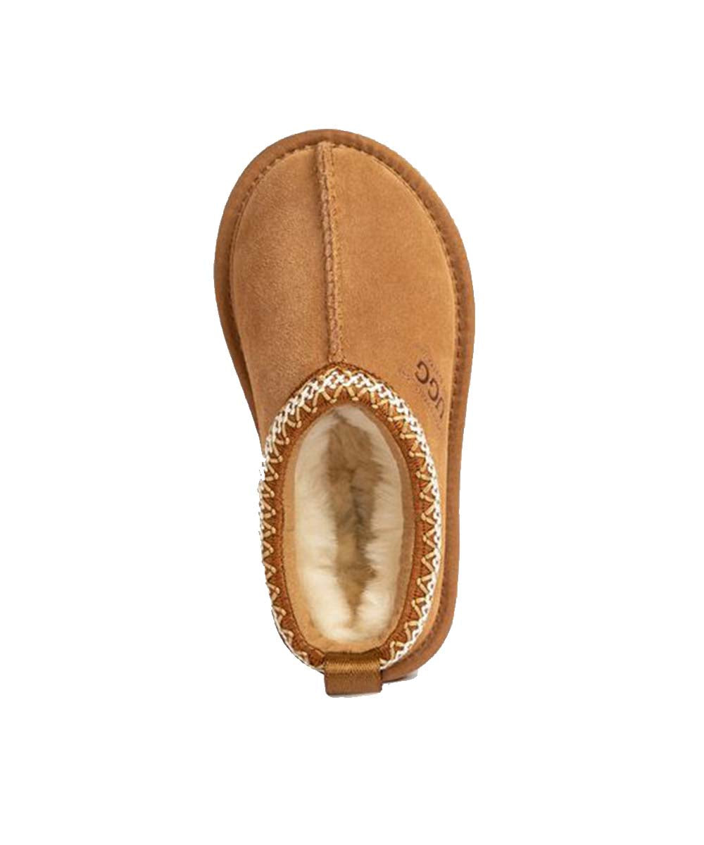 Kid’s UGG Tassy Moccasin in Chestnut | Red Kado