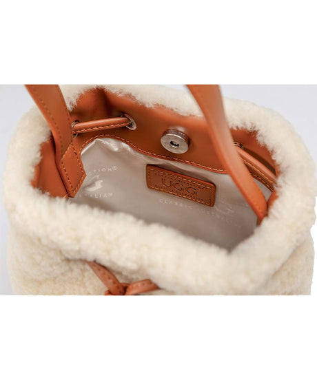 UGG Jessie Bucket Bag | Red Kado