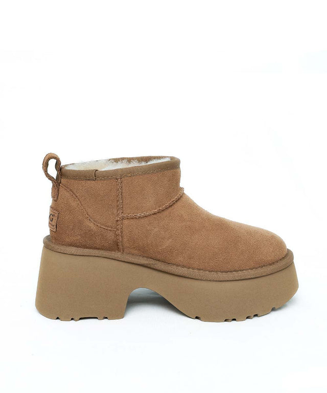 Women's UGG Ultra Mini Terra Boot | Red Kado