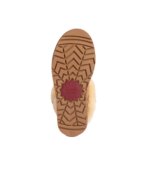 Women's UGG Claire Boot | Red Kado