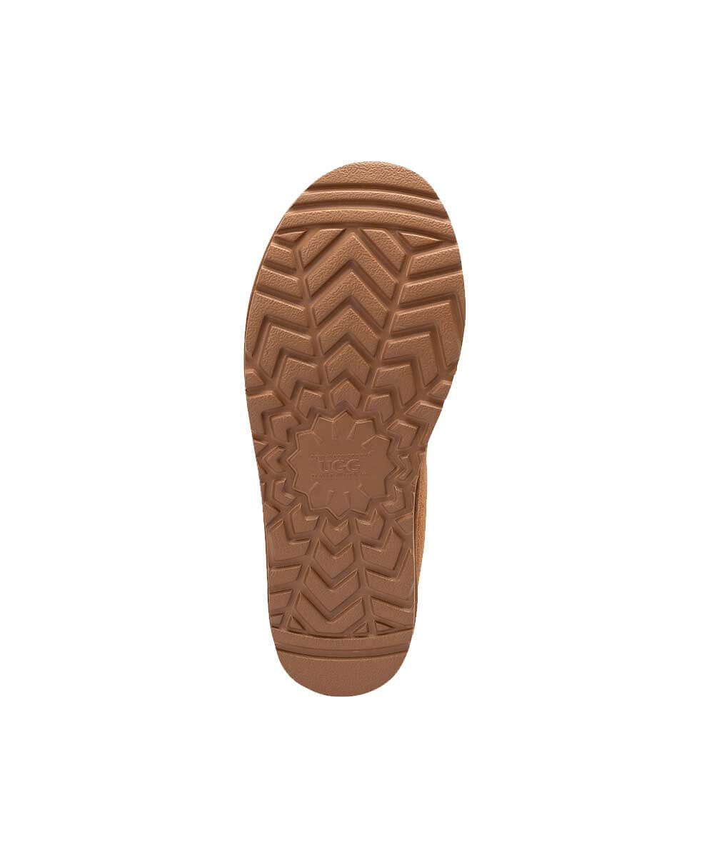 Women's UGG Tassy Logo Moccasin | Red Kado