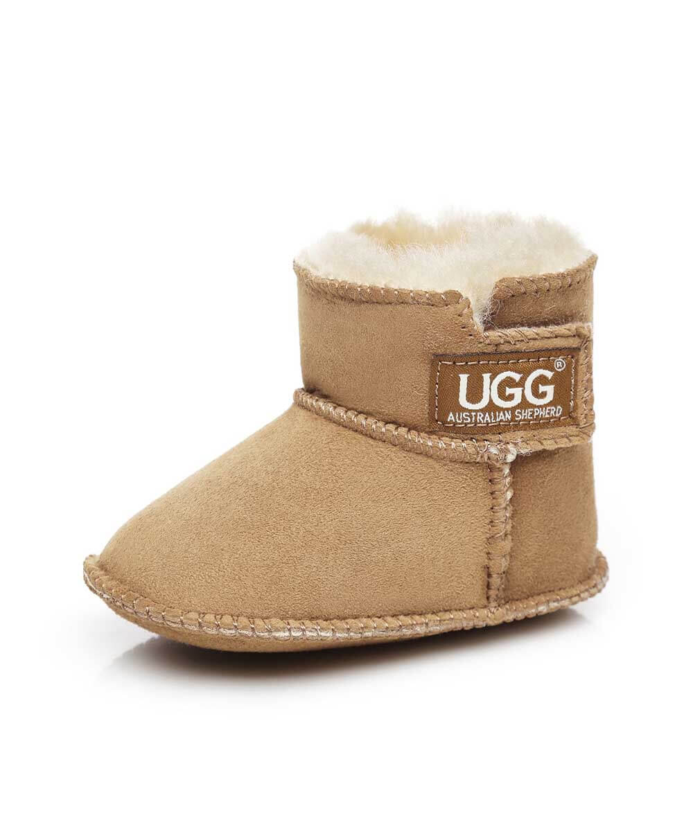 UGG Baby Beanie Bootie Gift Set | Red Kado