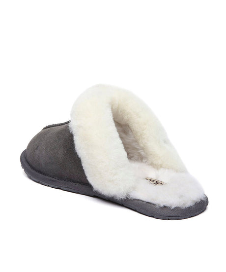 Women's UGG Snuggly Slippers | Red Kado