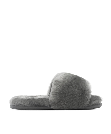 Women's UGG Fluffy Slipper | Red Kado