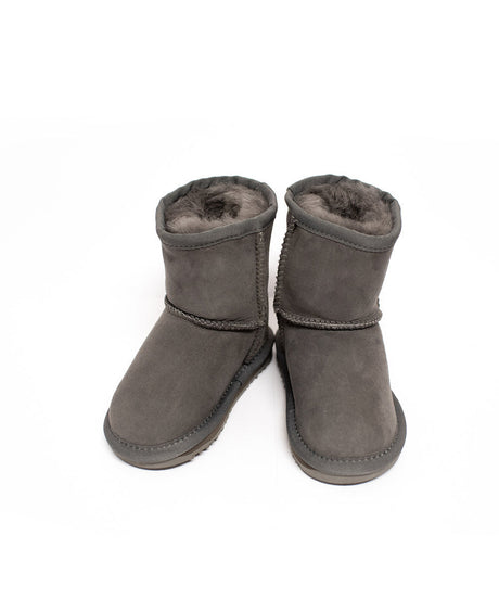 Kids UGG Classic Short | Red Kado