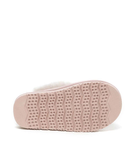 Kid’s Fuzzy UGG Slippers | Red Kado