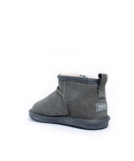 Women's UGG Classic Ultra Mini | Red Kado